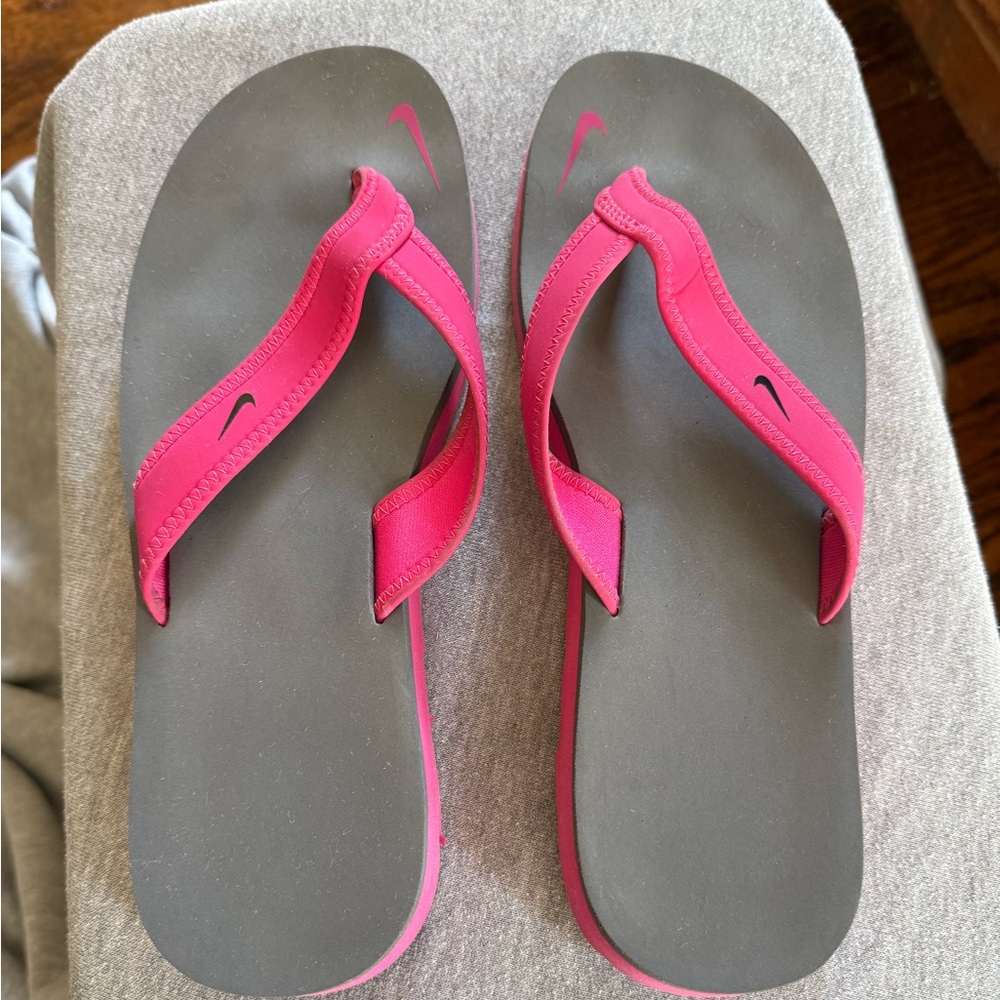 Nike  Womens Celso Girl thong flip-flops
